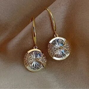 Classic Elegance 925S Silver Plated 14K Golden Dangle Earrings Synthetic Zirconi